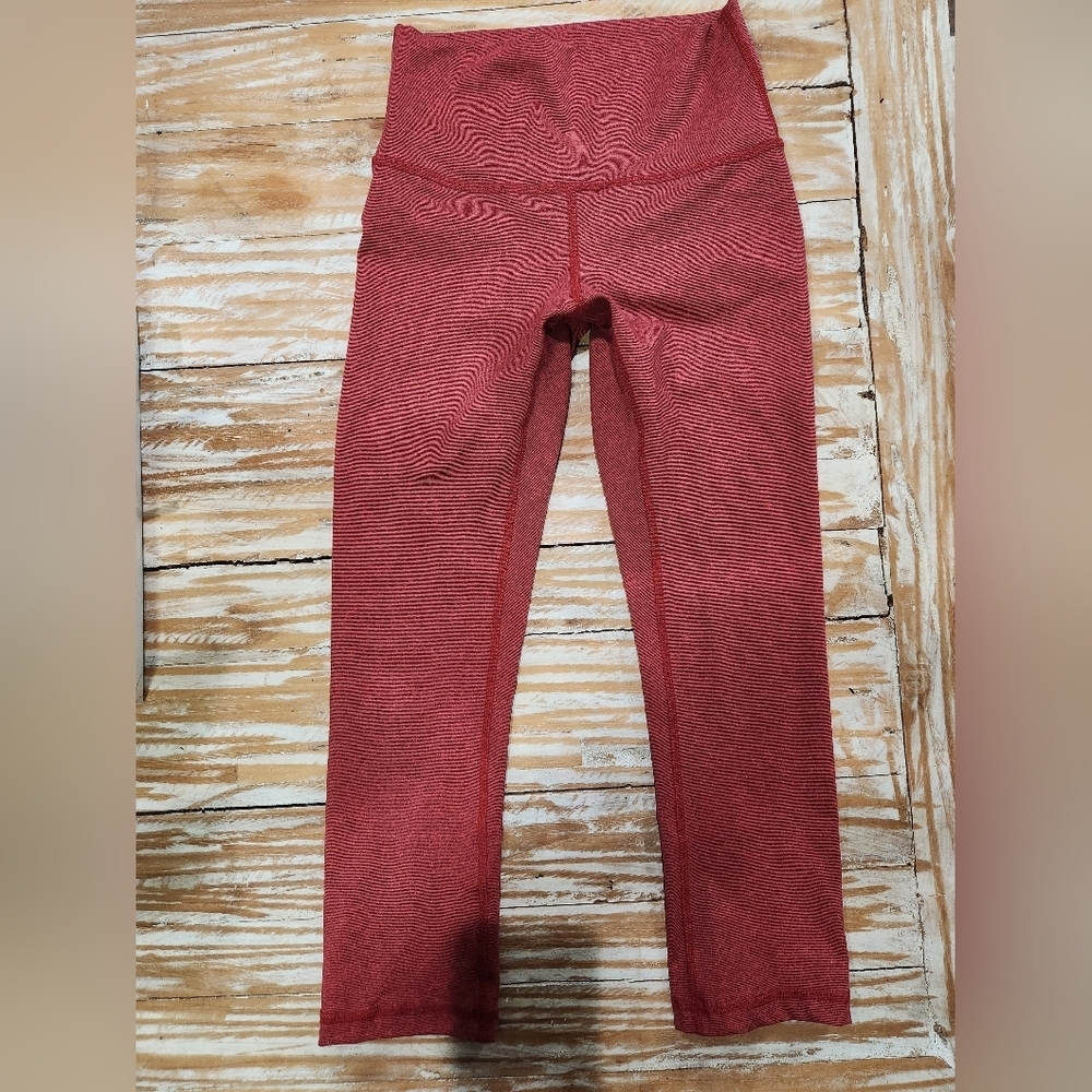 Soul Cycle Red Start Logo Legend‎ Capri Crop Leggings Pants S